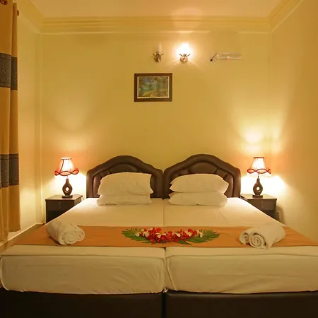 Hanifaru Transit Inn
